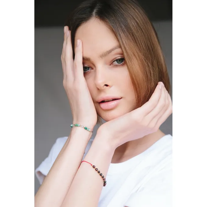 BRANSOLETKA SZNURKOWA; Z GRANATEM