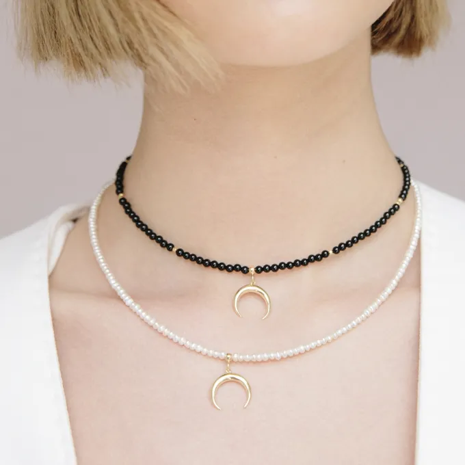 CHOKER Z ONYKSEM I KSIĘŻYCEM