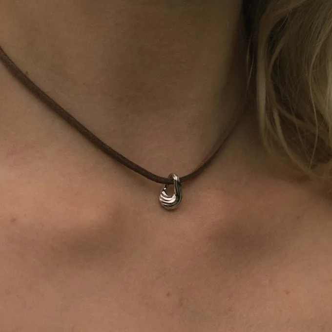 Choker na rzemyku z zawieszką; sea, SALT, WAVE by ANIA KRUK