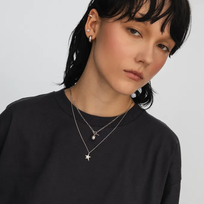 Choker z kulką; srebrny