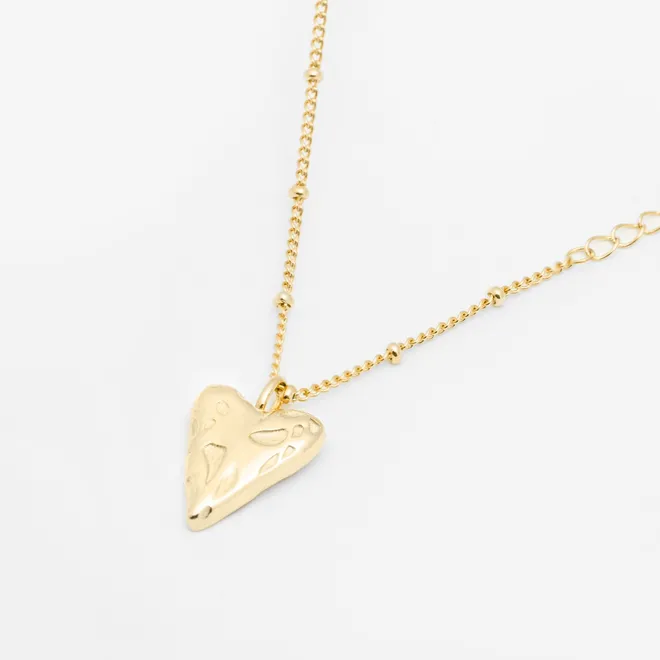 NASZYJNIK Z SERCEM; POZŁACANY