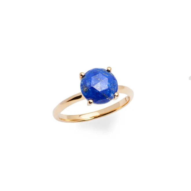 PIERŚCIONEK Z LAPIS LAZULI; SREBRNY POZŁACANY