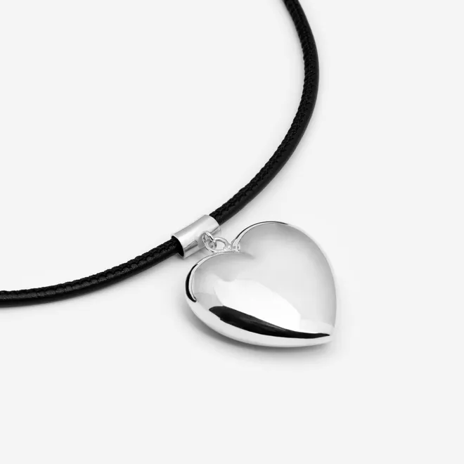 Choker z sercem; na rzemyku, srebrny